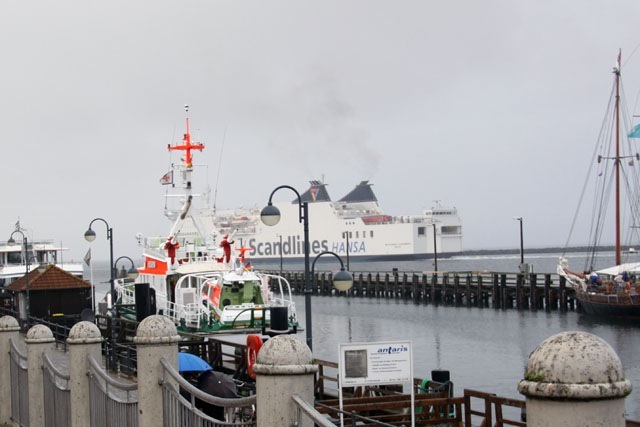 Seenotrettungskreuzer Arkona in Warnemünde