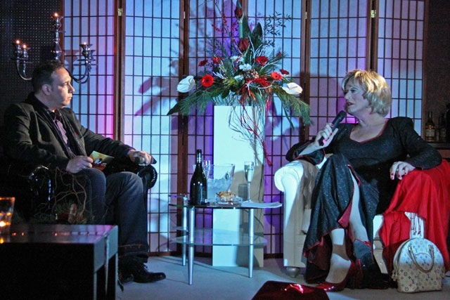„Red Ribbon & Dance“ in der Bacio Lounge