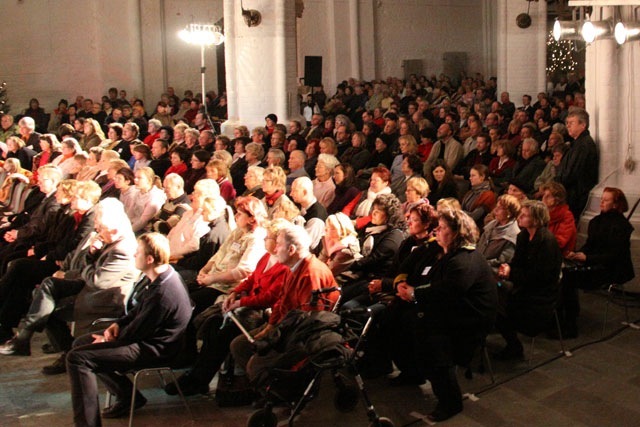 Zuschauer beim Weihnachtskonzert der Klaashahns