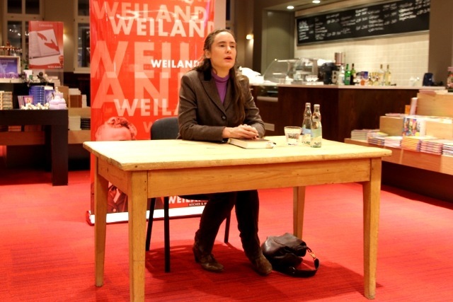 Tanja Kinkel: „Im Schatten der Königin“