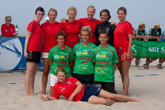 16. Beachhandballtage 2010 am Strand von Warnemünde