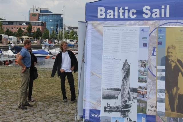 Bootsbauworkshop am Museumshafen zur 20. Hanse Sail