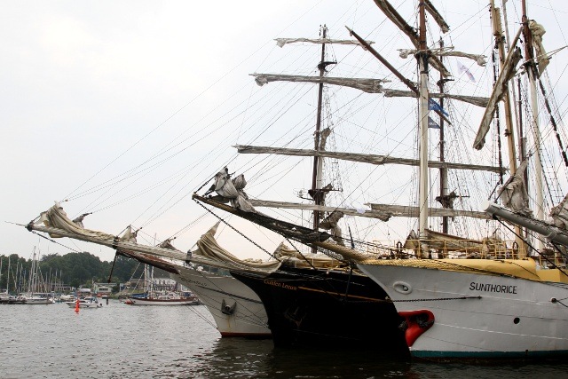 Die Hanse Sail 2010 im Rostocker Stadthafen