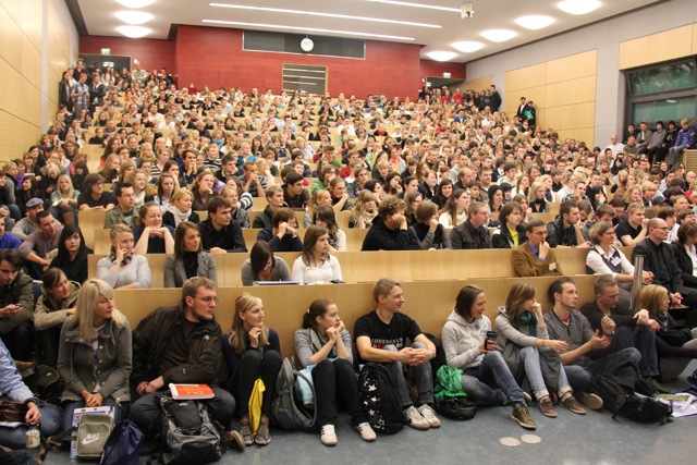 Erstsemester im Audimax der Uni Rostock