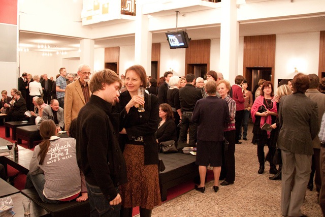 Die lustige Witwe - Premierenfeier am Volkstheater Rostock