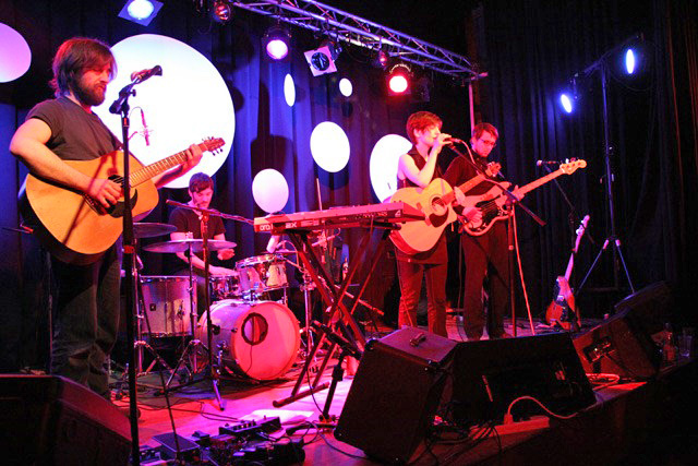Die Alin Coen Band im Peter-Weiss-Haus