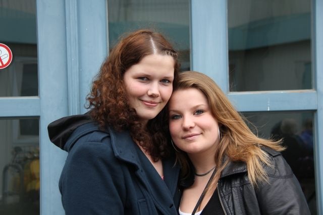 Sarah und Laura beim Girls'Day