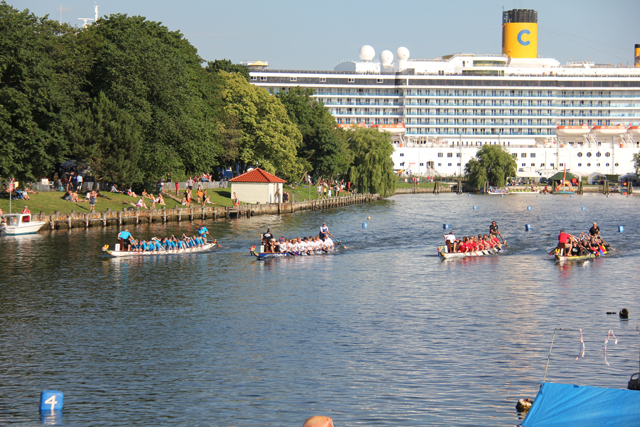 16. Warnemünder Drachenbootfestival 2011