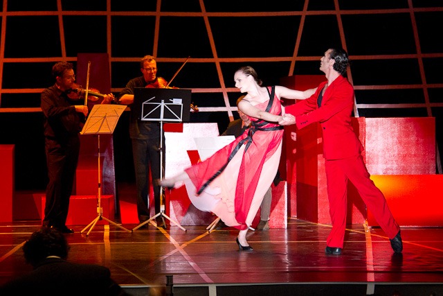 1st Danceworks with Orchestra von Bronislav Roznos