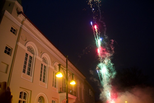 Barockfeuerwerk vor dem Barocksaal zu 10. Rostocker Lichtwoche 2011
