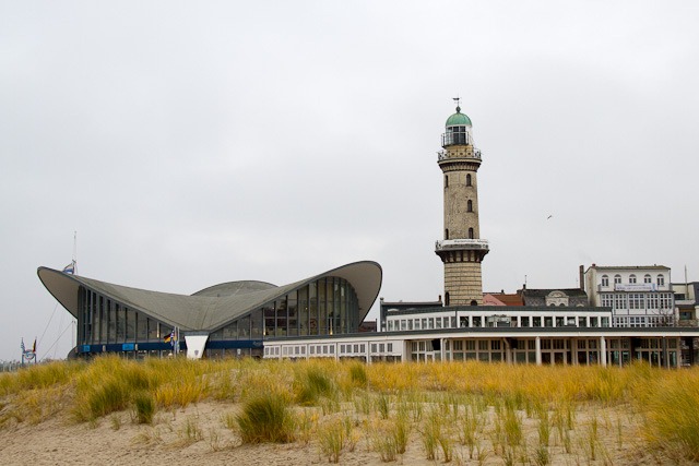 Leuchtturm in Flammen 2012 in Warnemünde