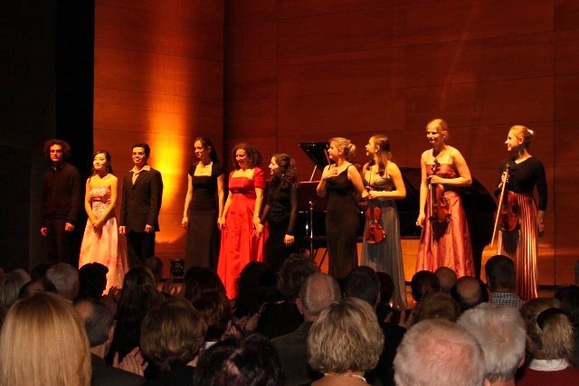 Neujahrskonzert der Deutschen Seereederei 2012 in der HMT