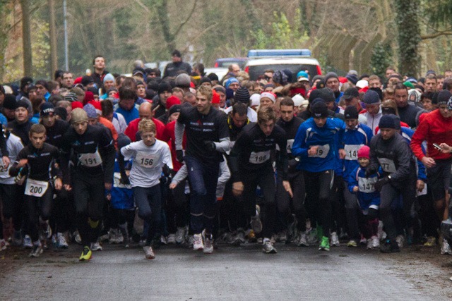 Start zum 32. Nikolauslauf für die kürzeren Strecken