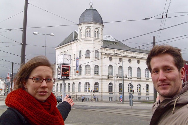 Miriam Szwillus und Jörg Schulze vor dem Schifffahrtsmuseum