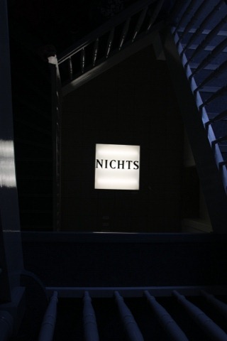 Installation von Esther Dittmer in einem Treppenhaus