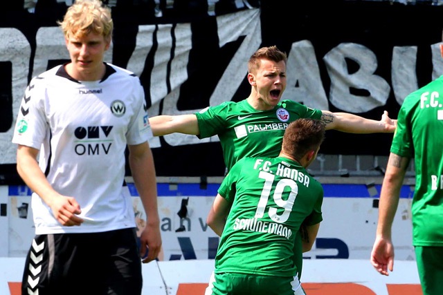 Hansa Rostock besiegt Wacker Burghausen mit 1:0