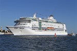 Die Birka Stockholm im Kreuzfahrthafen Warnemünde