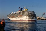 Die Carnival Miracle in Warnemünde