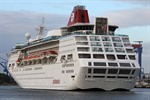 Die Empress im Kreuzfahrthafen Warnemünde