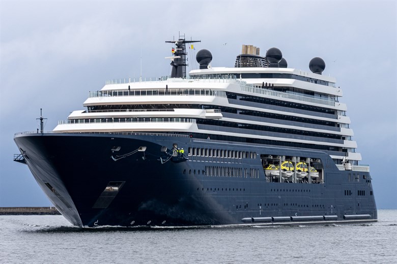 Kreuzfahrtschiff Ilma im Kreuzfahrthafen Rostock-Warnemünde Kreuzfahrtschiff Ilma im Kreuzfahrthafen Rostock-Warnemünde