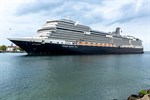 Die Rotterdam in Warnemünde