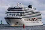 Erstanlauf der Viking Saturn im Kreuzfahrthafens Warnemünde