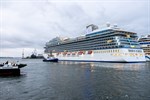 Kreuzfahrtschiff „Vista“ im Kreuzfahrthafen Rostock-Warnemünde