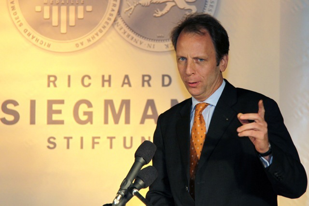 Verleihung der Richard-Siegmann-Medaille: Prof. Hans Fleisch bei der Festrede