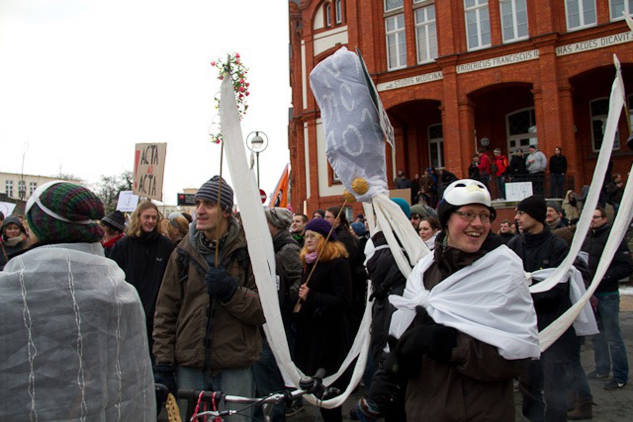 Der Rostocker Datenkraken hat sich auch wieder unters Protestvolk gemischt
