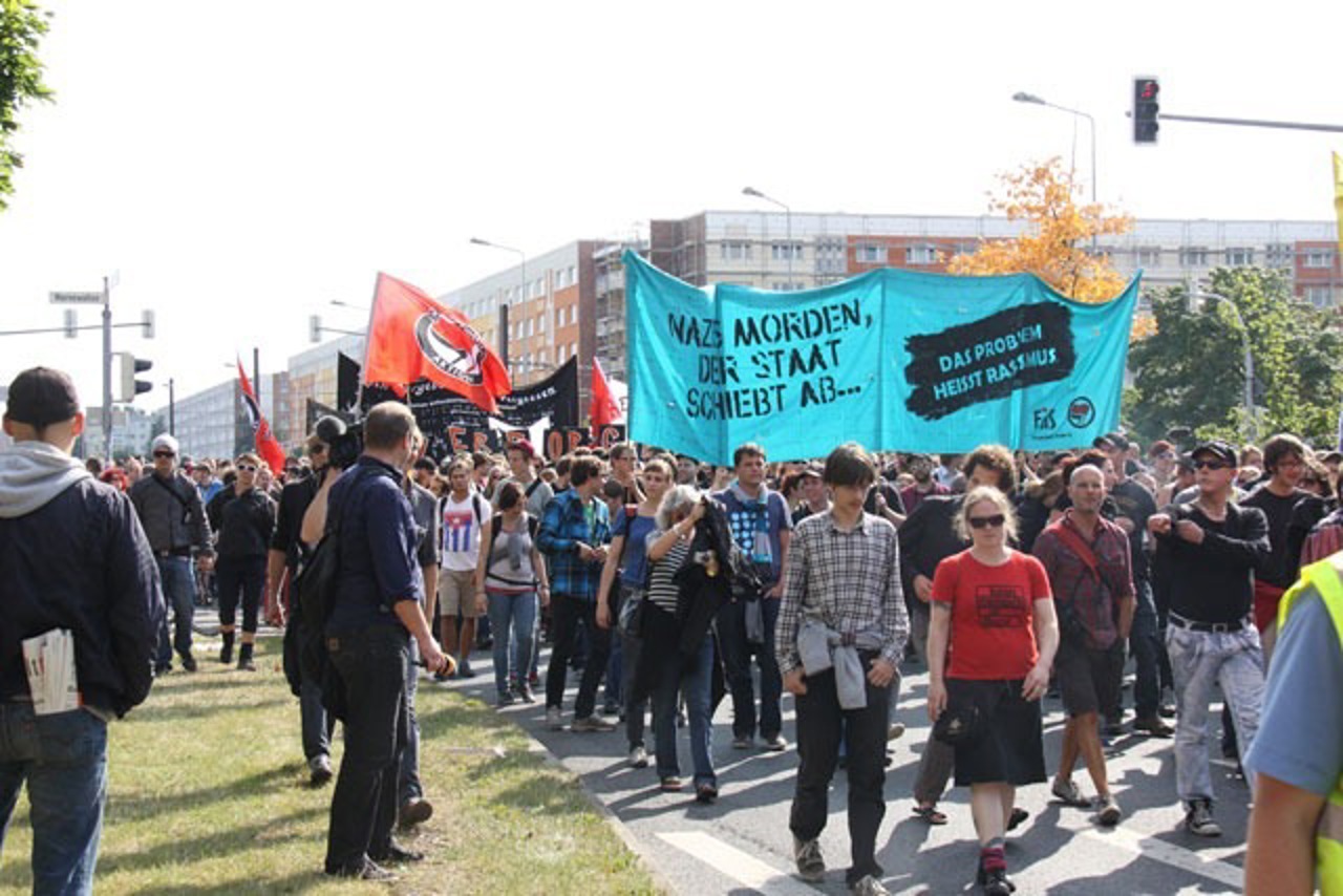 Nazis morden, der Staat schiebt ab ...