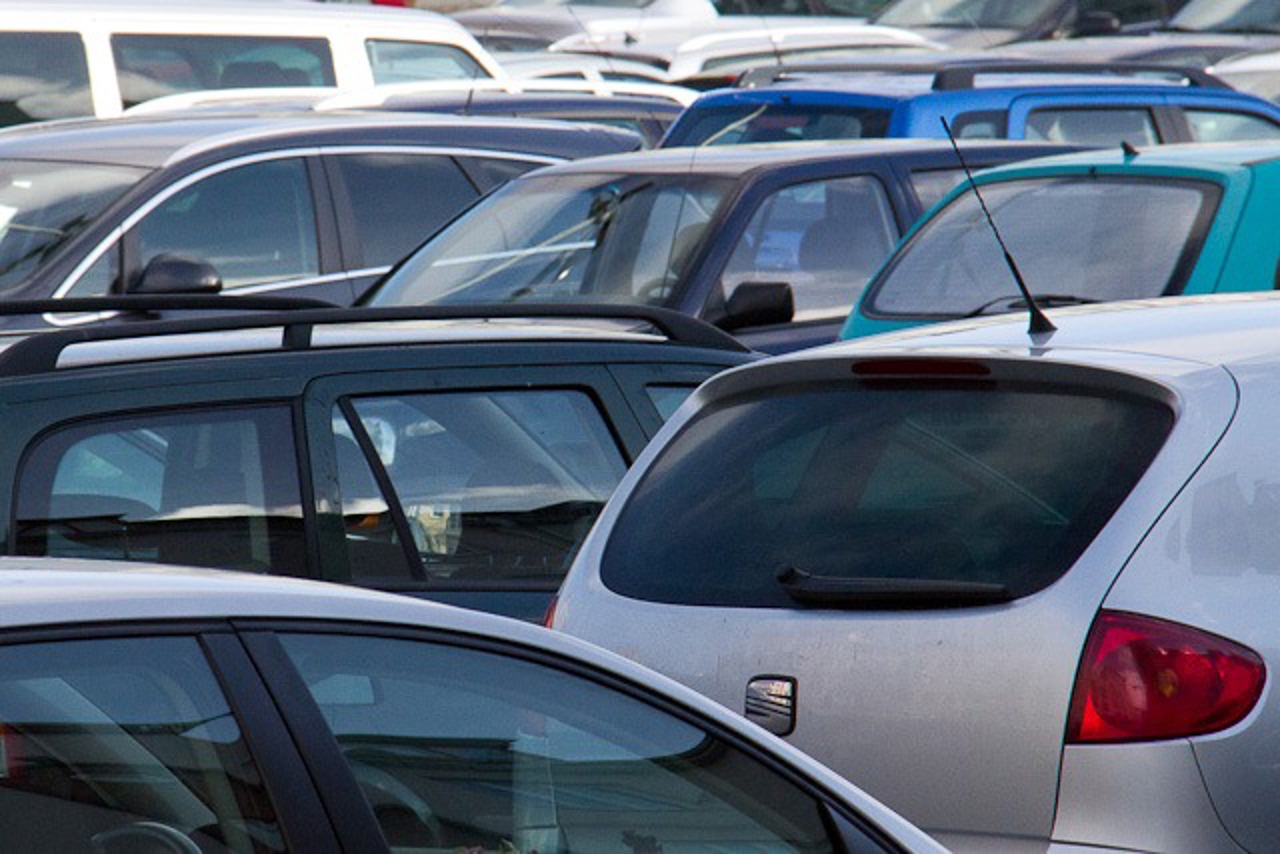 An Stellplätze für Autos haben die Erbauer der KTV in den Gründerjahren noch nicht gedacht.