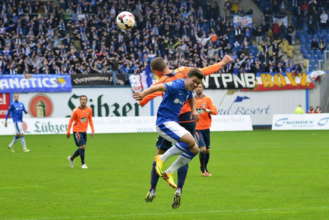 Hansa Rostock und Wacker Burghausen trennen sich 1:1