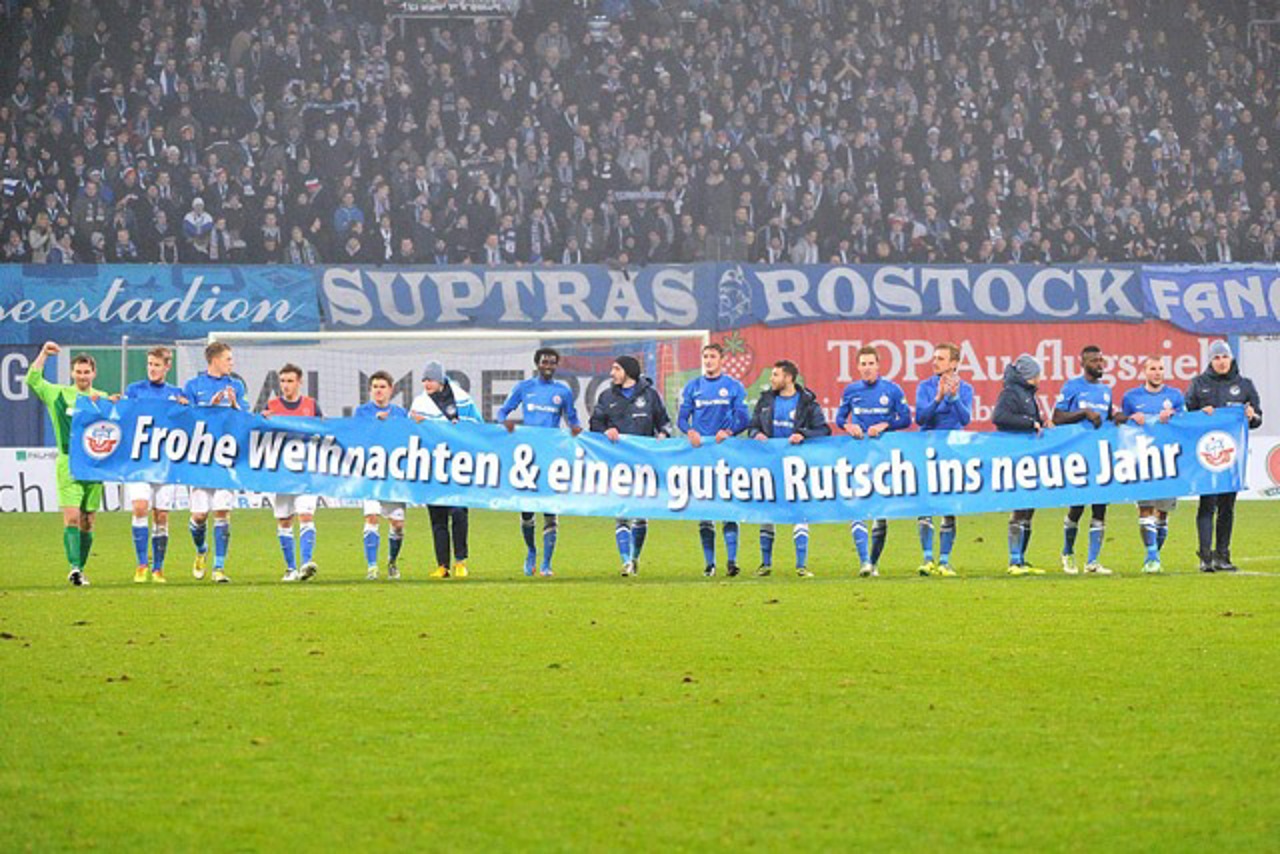 Hansa Rostock verabschiedet sich nach dem letzten Heimspiel des Jahres - vor der Winterpause steht aber noch das Auswärtsspiel bei Holstein Kiel an