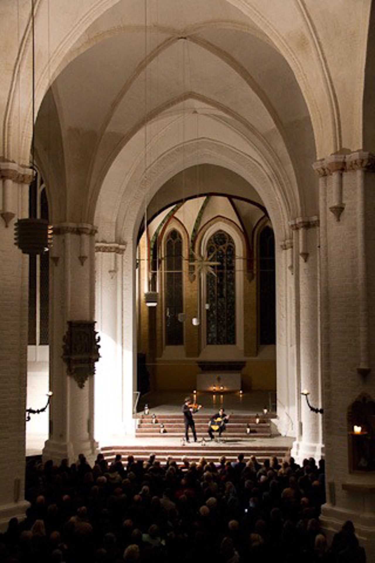 Ernesto Martinez und Adam Solta beim Abschlusskonzert der Winterserenade in der Nikolaikirche