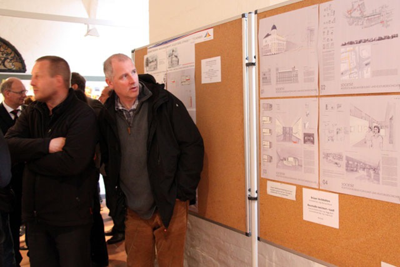 Ausstellung zum Ideenwettbewerb „Museumsgebäude August-Bebel-Straße 1“ im Kulturhistorischen Museum Rostock
