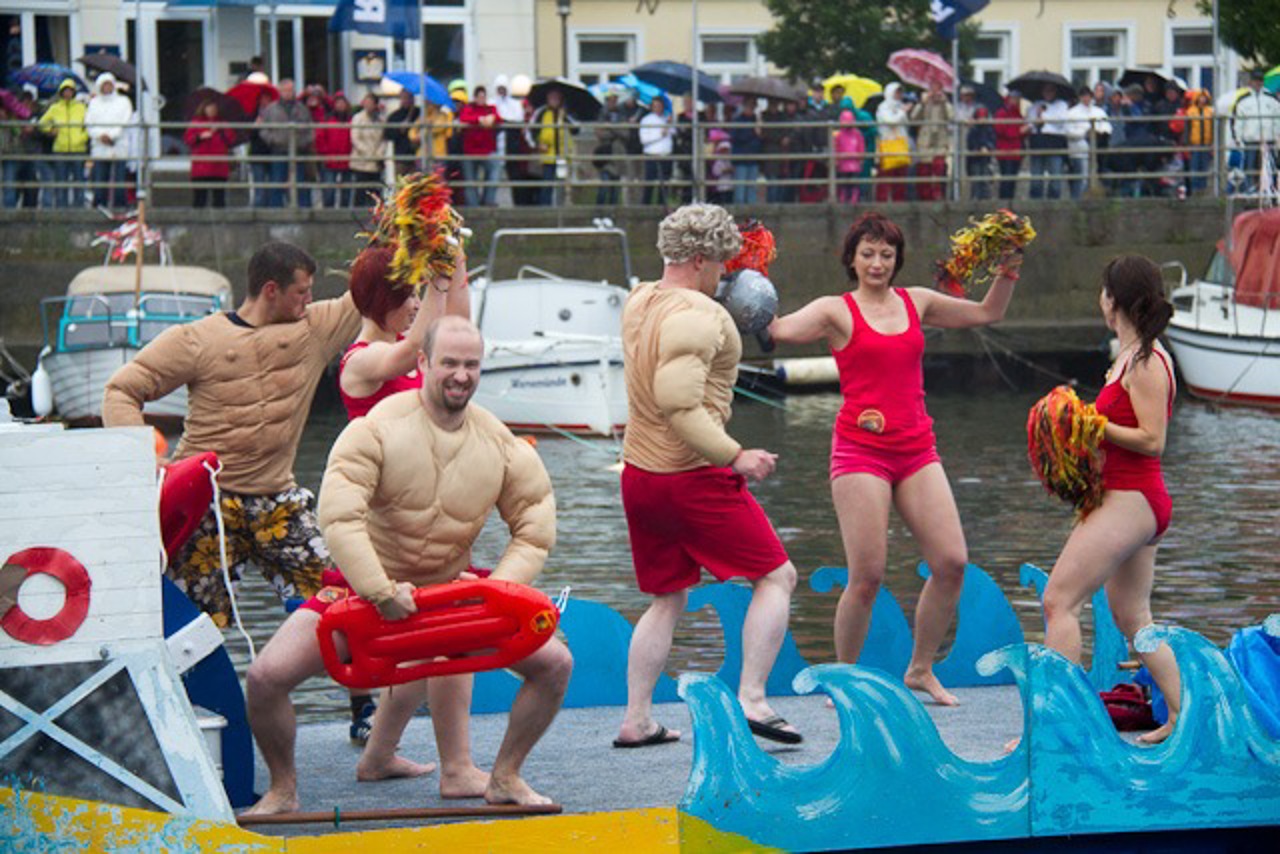 Warnibu Beach beim Waschzuberrennen 2011 in Warnemünde