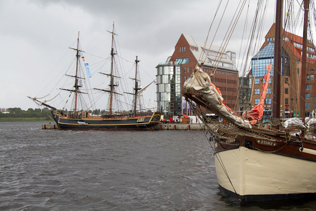 Bounty bei der Hanse Sail 2011 im Stadthafen Rostock