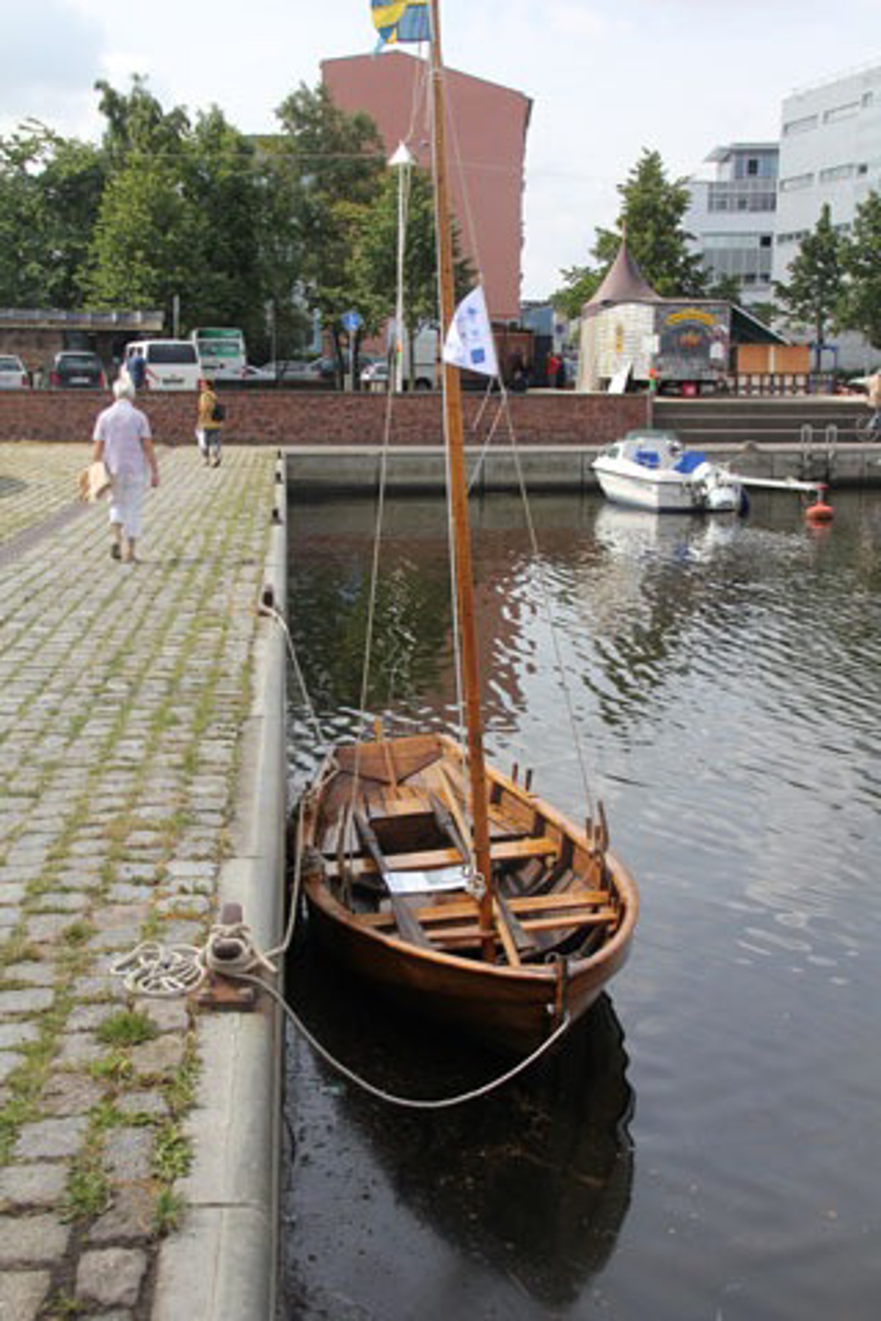 Schwedenboot beim Bootsbau Workshop zur Hanse Sail
