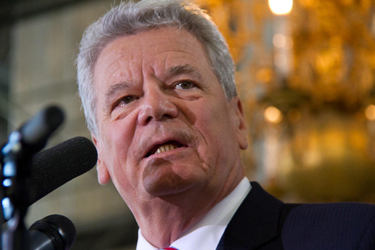Joachim Gauck spricht in der Marienkirche, wo er vor 23 Jahren maßgeblich an den Friedensgebeten beteiligt war