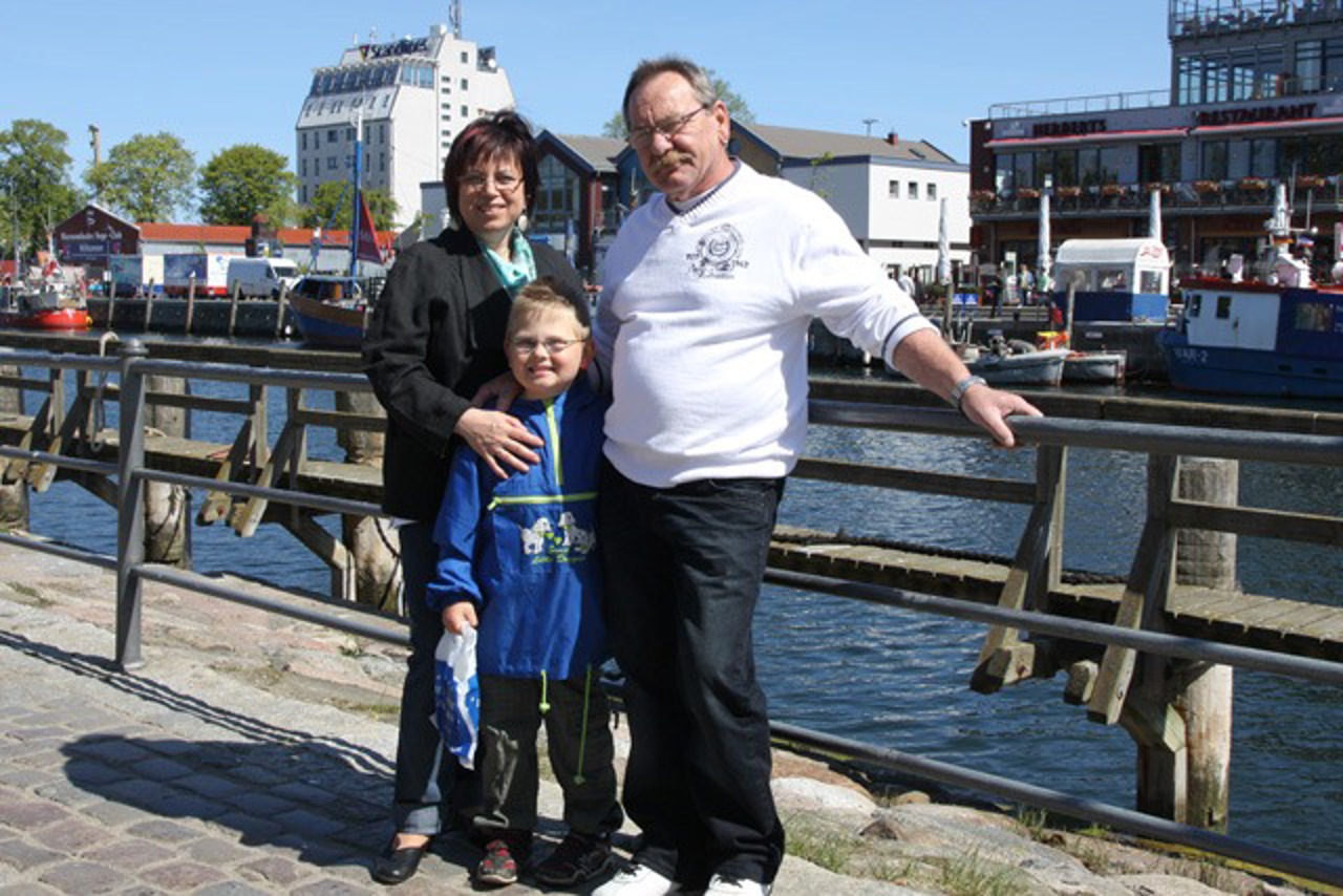 Ehepaar Bethke und Enkel Lukas