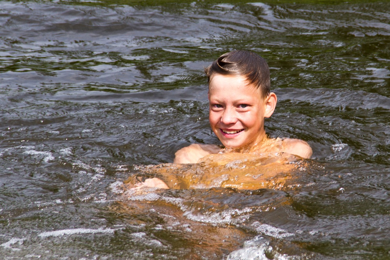 Marvin legt Wert auf sauberes Badewasser der Warnow.