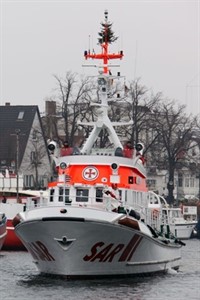 Der Weihnachtsmann kommt mit dem Seenotkreuzer Der Weihnachtsmann kommt mit dem Seenotkreuzer