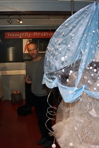 Darwin-Box: Frank Fuchs erklärt das Quallen-Modell Darwin-Box: Frank Fuchs erklärt das Quallen-Modell