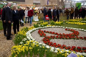 Blumenshow auf der 20. OstseeMesse