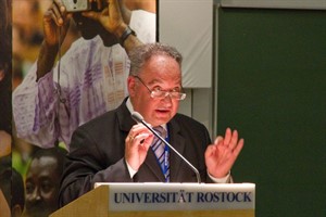 Professor Max Huber, Vizepräsident DAAD