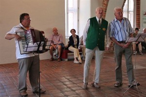 Plattdeutsch-Verein „Klönsnack - Rostocker 7“ im Rathaus Plattdeutsch-Verein „Klönsnack - Rostocker 7“ im Rathaus