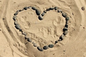 Verschlüsselte Botschaften im Strandsand Verschlüsselte Botschaften im Strandsand