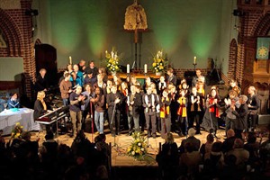 Künstler für Pakistan, Benefizkonzert in der Heiligen-Geist-Kirche