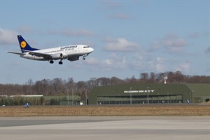 Lufthansa-Erstflug von Frankfurt am Main nach Rostock-Laage