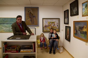 Dr. Jan Cremer ist Kurator der Galerie in der Altstadt-Drogerie